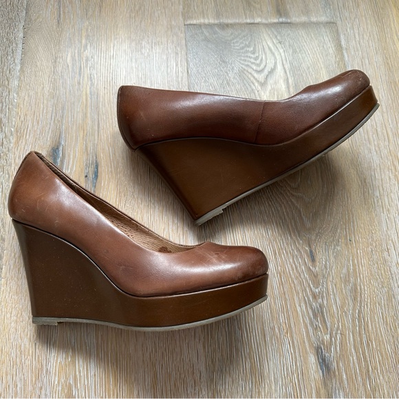 ALDO Cognac Brown Leather Platform Wedge Heel Shoes - Size 7.5 - Picture 2 of 10